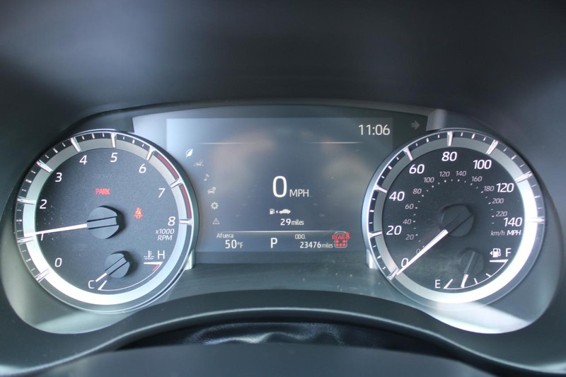 Toyota Highlander Vehicle Image 25
