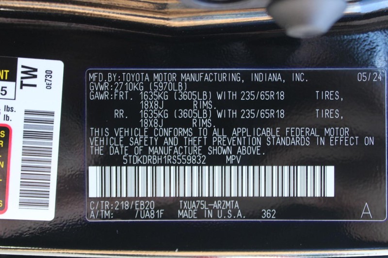 Toyota Highlander Vehicle Image 29