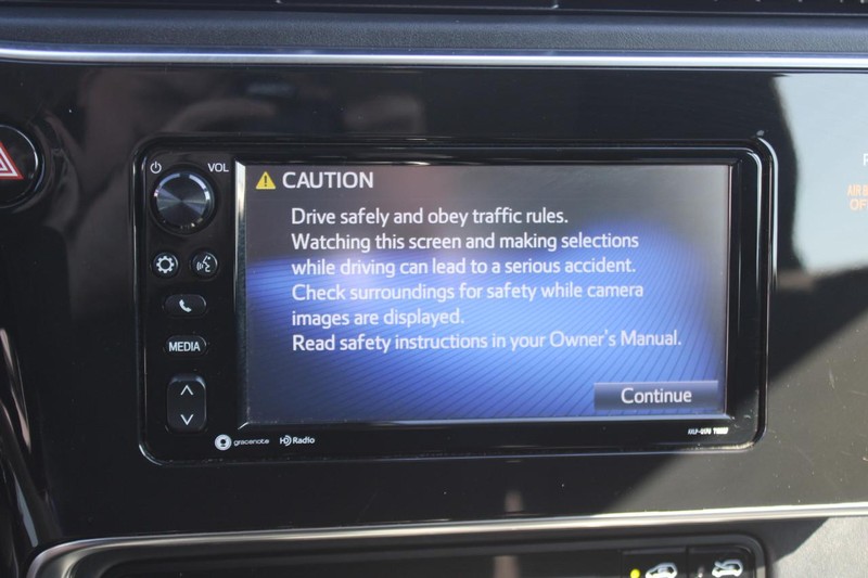 Toyota Corolla iM Vehicle Image 15