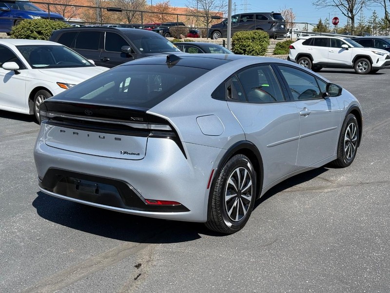 Toyota Prius Prime Vehicle Image 03