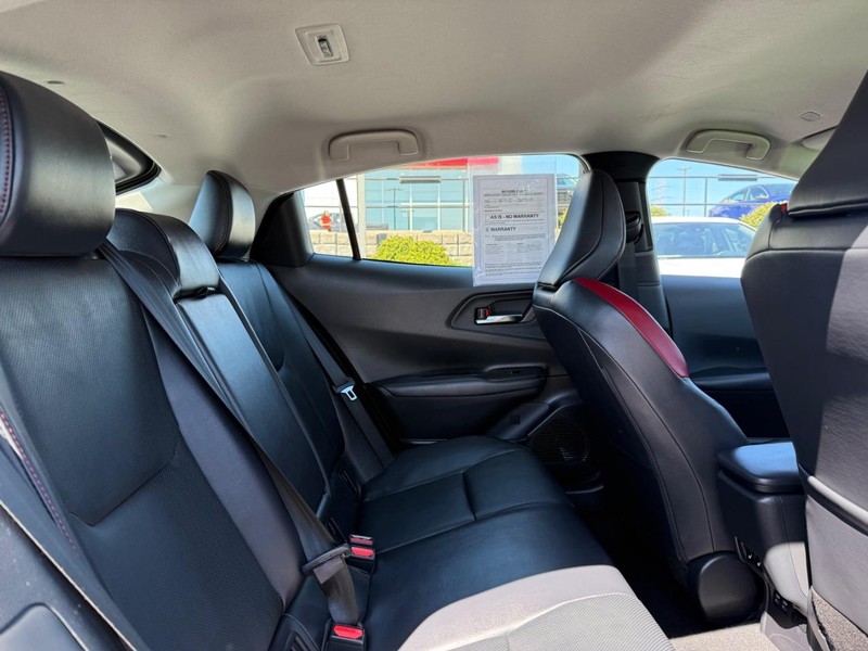Toyota Prius Prime Vehicle Image 11