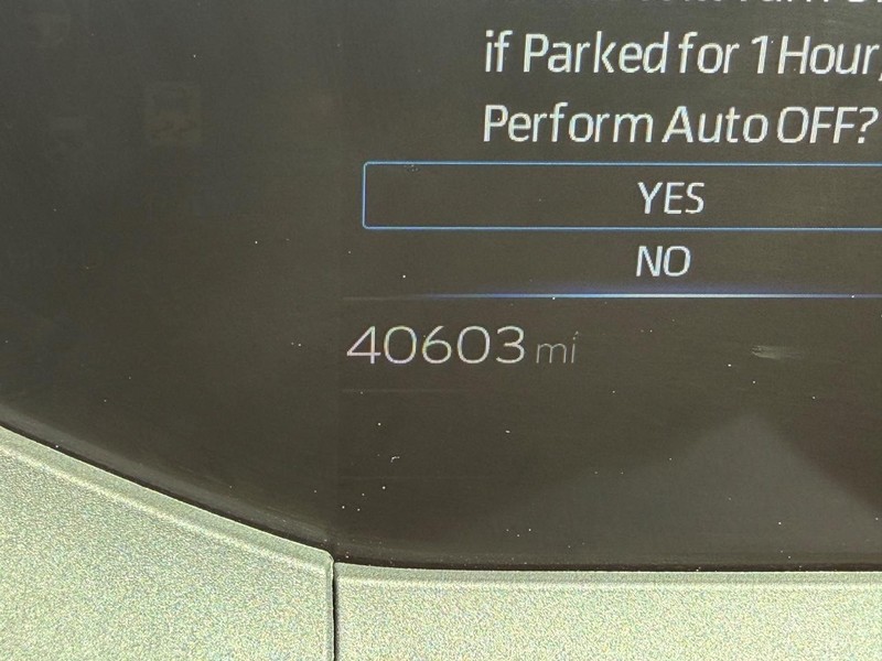Toyota Prius Prime Vehicle Image 24