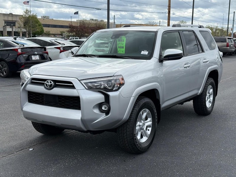 Toyota 4Runner Vehicle Image 08