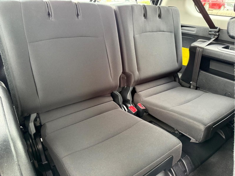 Toyota 4Runner Vehicle Image 11