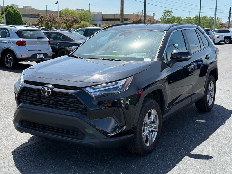Toyota RAV4 Vehicle Image 08
