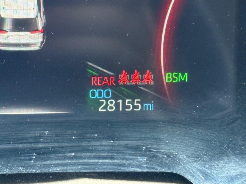 Toyota RAV4 Vehicle Image 22