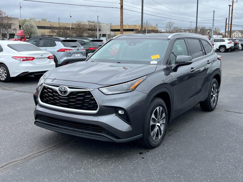 Toyota Highlander Vehicle Image 09