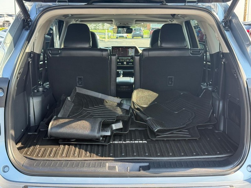 Toyota Highlander Vehicle Image 06
