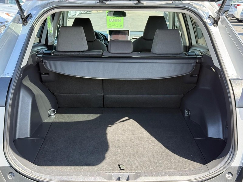 Toyota RAV4 Vehicle Image 07