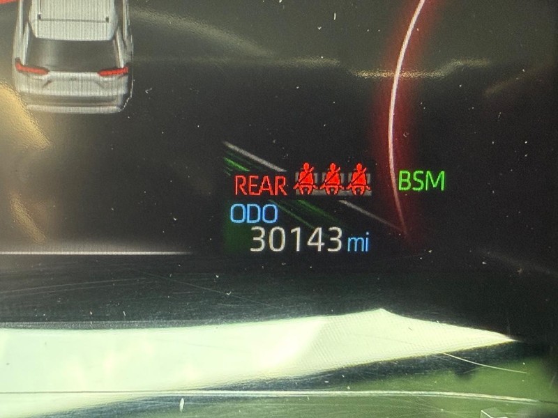 Toyota RAV4 Vehicle Image 22