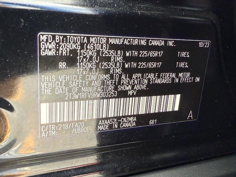 Toyota RAV4 Vehicle Image 25