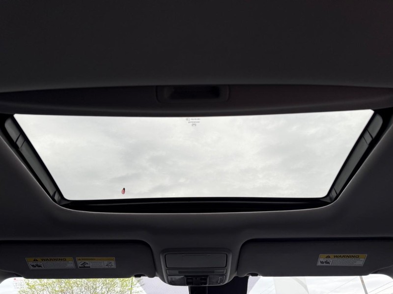 Honda Pilot Vehicle Image 12