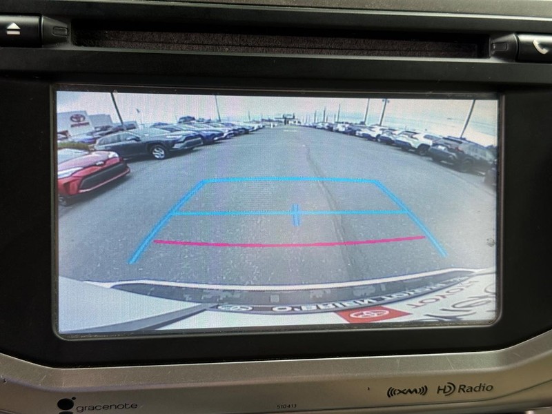Toyota 4Runner Vehicle Image 16