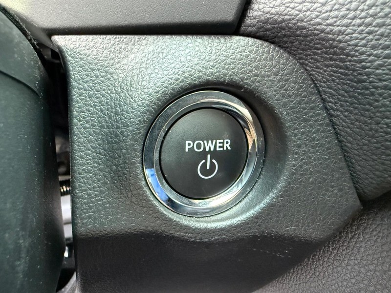 Toyota RAV4 Hybrid Vehicle Image 17