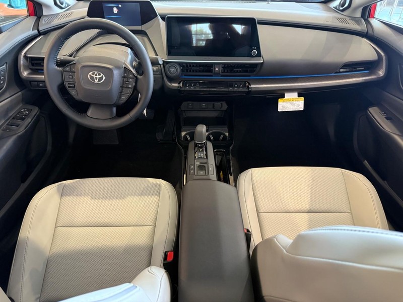 Toyota Prius Vehicle Image 07