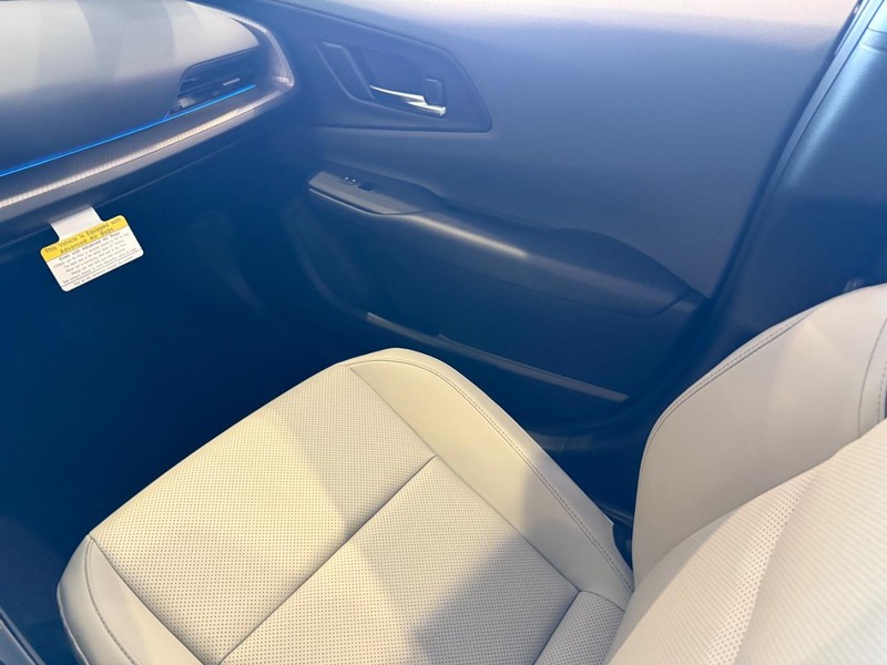 Toyota Prius Vehicle Image 15