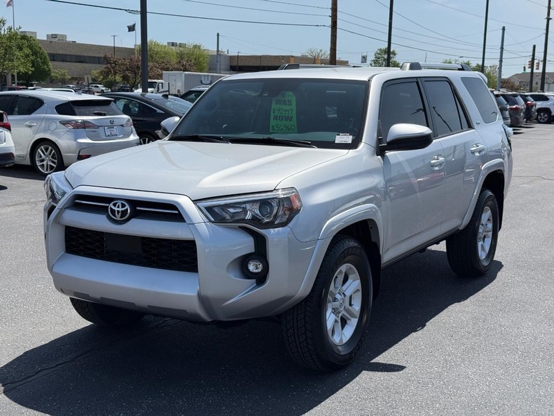 Toyota 4Runner Vehicle Image 08