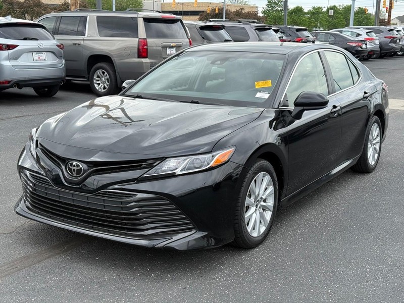 Toyota Camry Vehicle Image 08