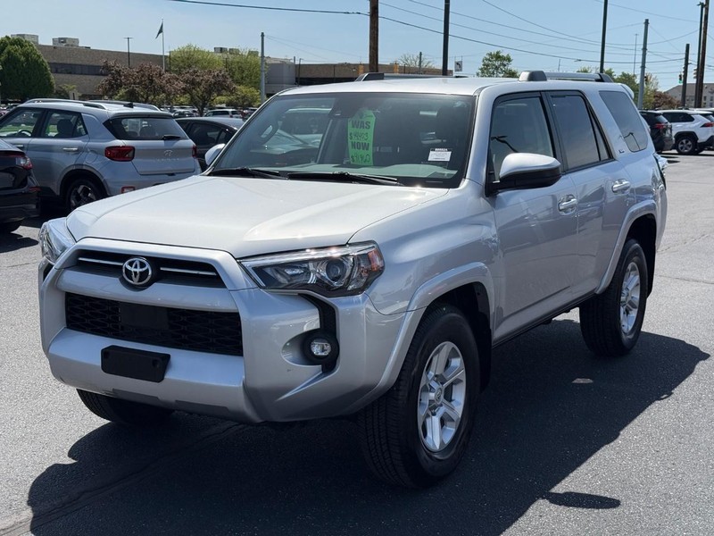 Toyota 4Runner Vehicle Image 08