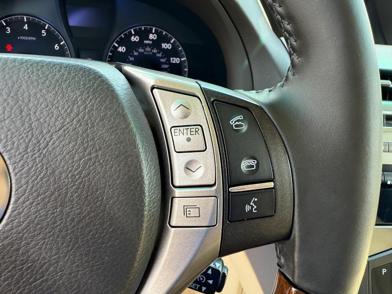 Lexus RX 350 Vehicle Image 16