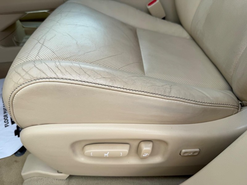 Lexus RX 350 Vehicle Image 27