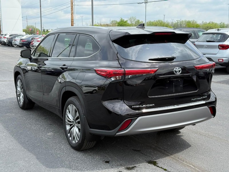 Toyota Highlander Vehicle Image 05