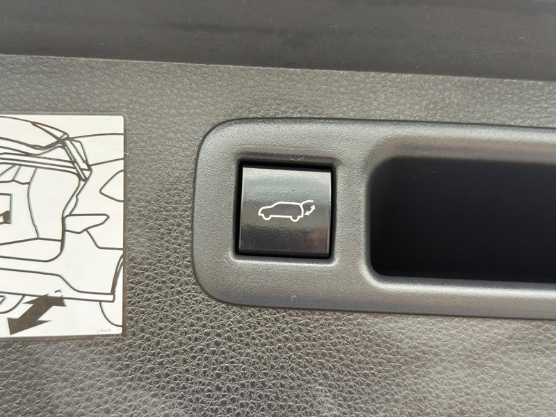 Toyota Highlander Vehicle Image 08