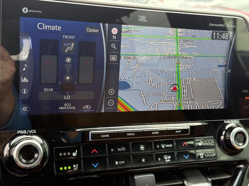 Toyota Highlander Vehicle Image 20
