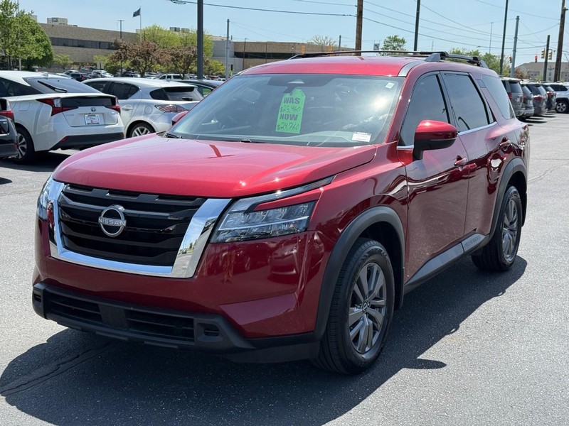 Nissan Pathfinder Vehicle Image 08