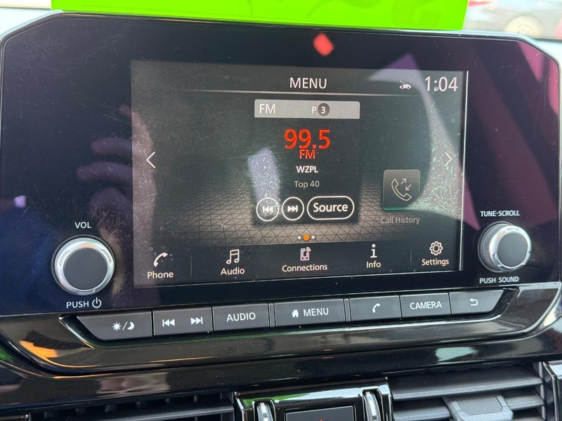 Nissan Pathfinder Vehicle Image 18