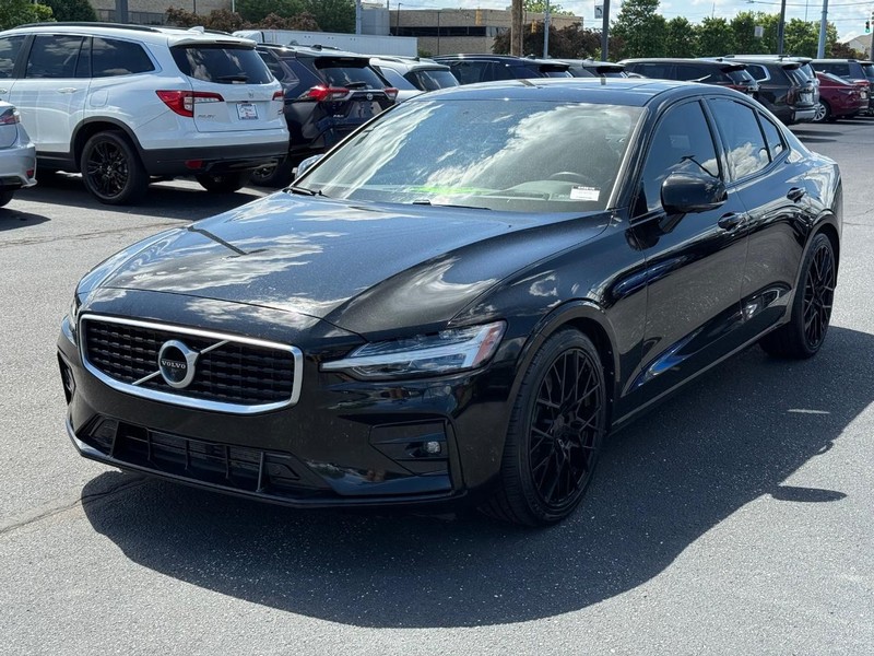 Volvo S60 Vehicle Image 08