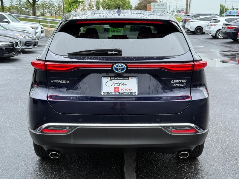 Toyota Venza Vehicle Image 04