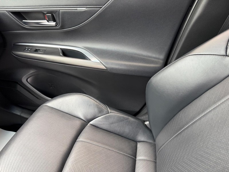 Toyota Venza Vehicle Image 22