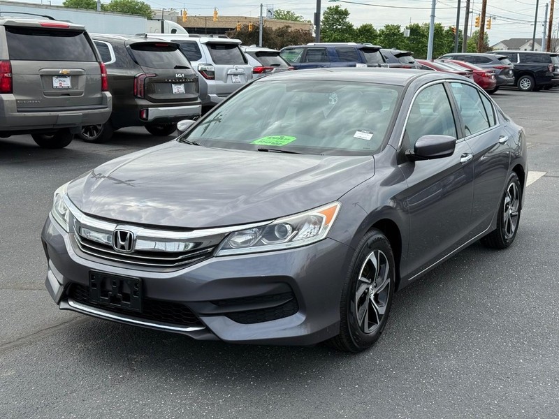 Honda Accord Sedan Vehicle Image 08