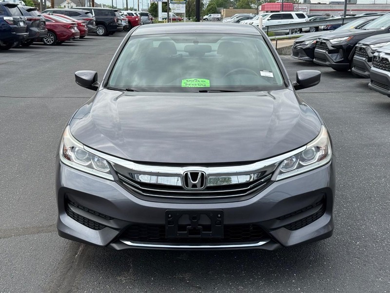 Honda Accord Sedan Vehicle Image 09