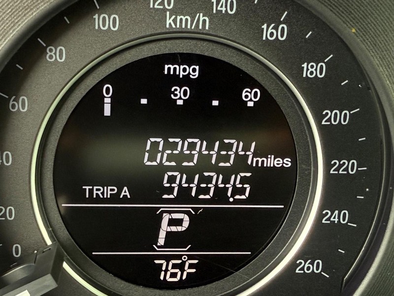 Honda Accord Sedan Vehicle Image 21