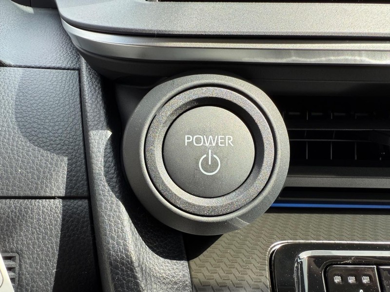 Toyota Prius Vehicle Image 10