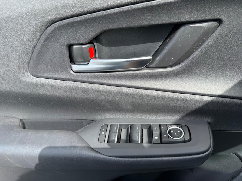 Toyota Prius Vehicle Image 18