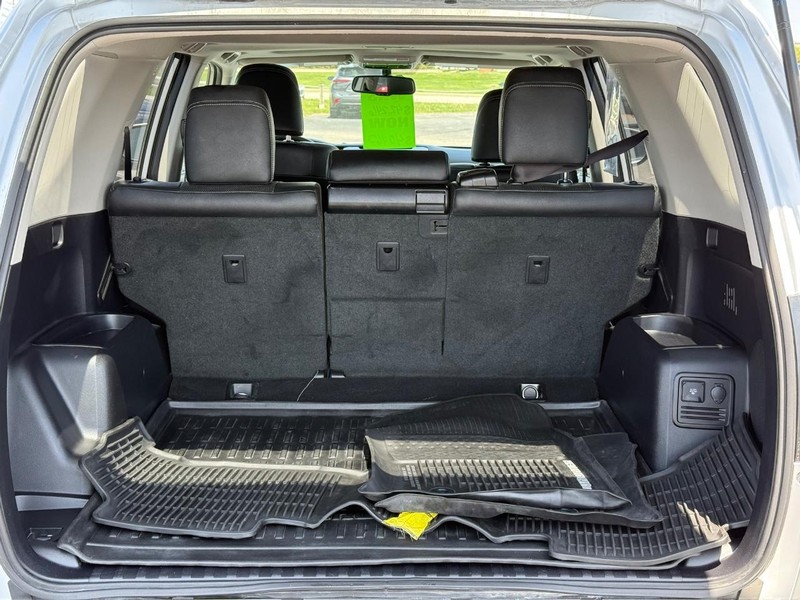 Toyota 4Runner Vehicle Image 07