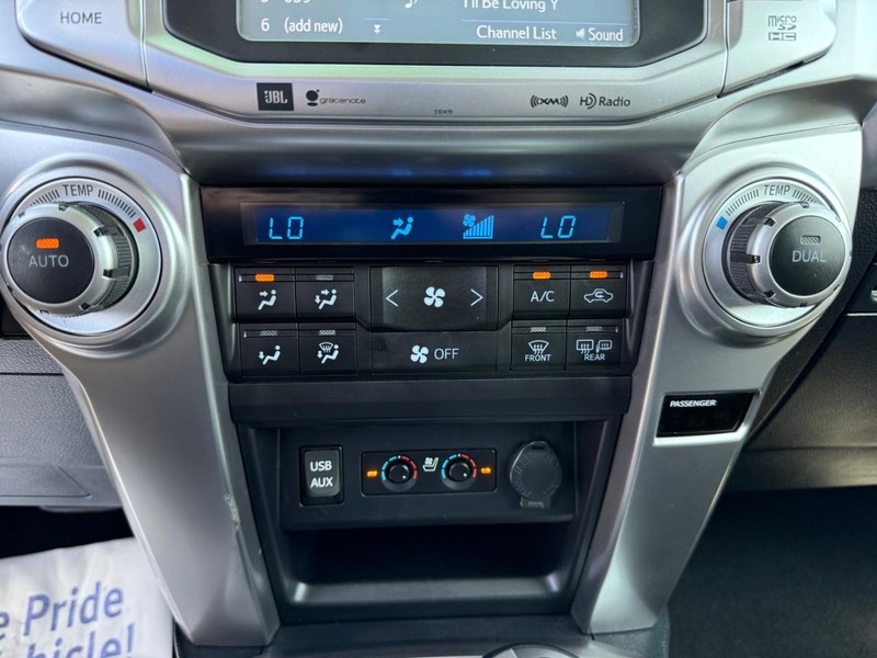 Toyota 4Runner Vehicle Image 20