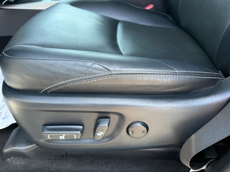 Toyota 4Runner Vehicle Image 26