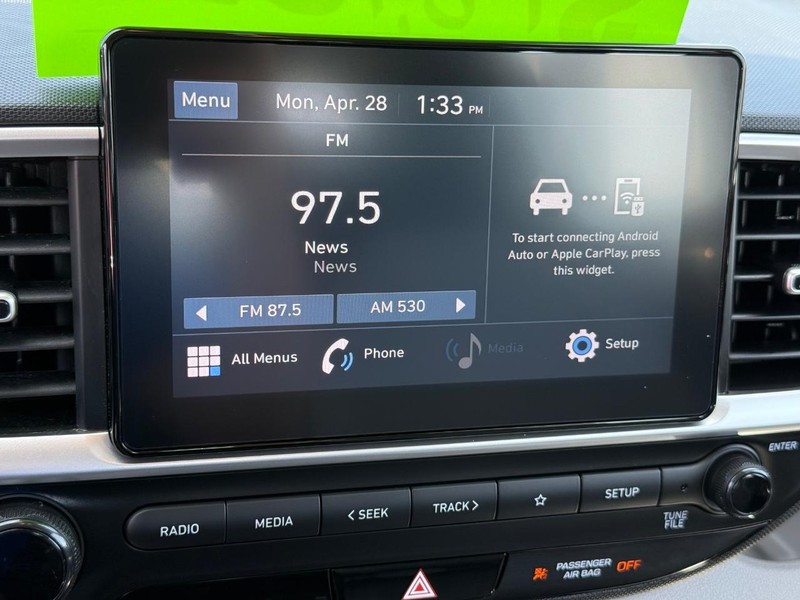 Hyundai Venue Vehicle Image 16