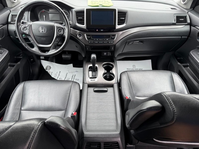 Honda Pilot Vehicle Image 14