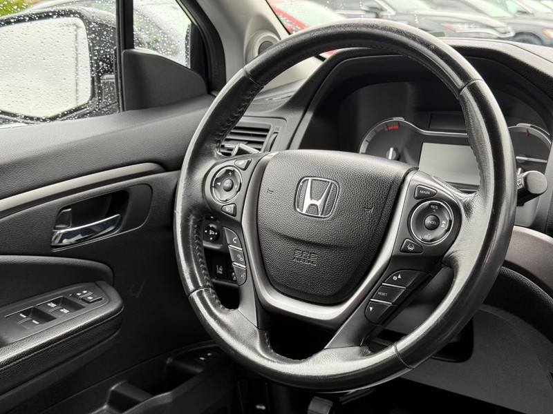 Honda Pilot Vehicle Image 15