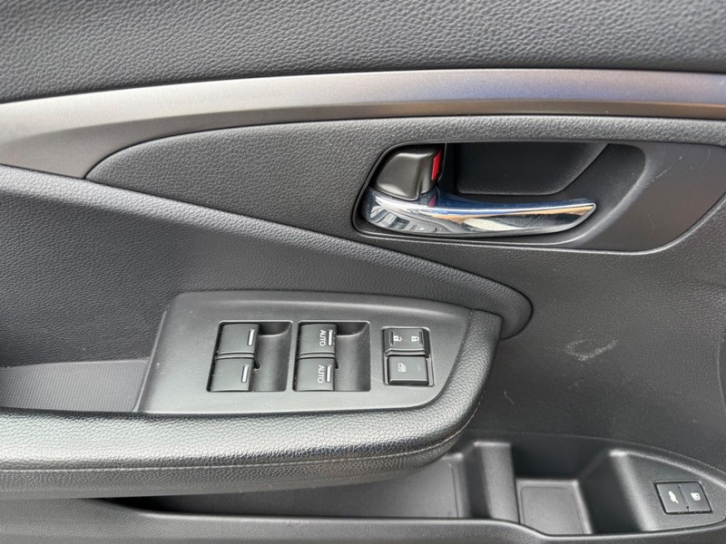 Honda Pilot Vehicle Image 27