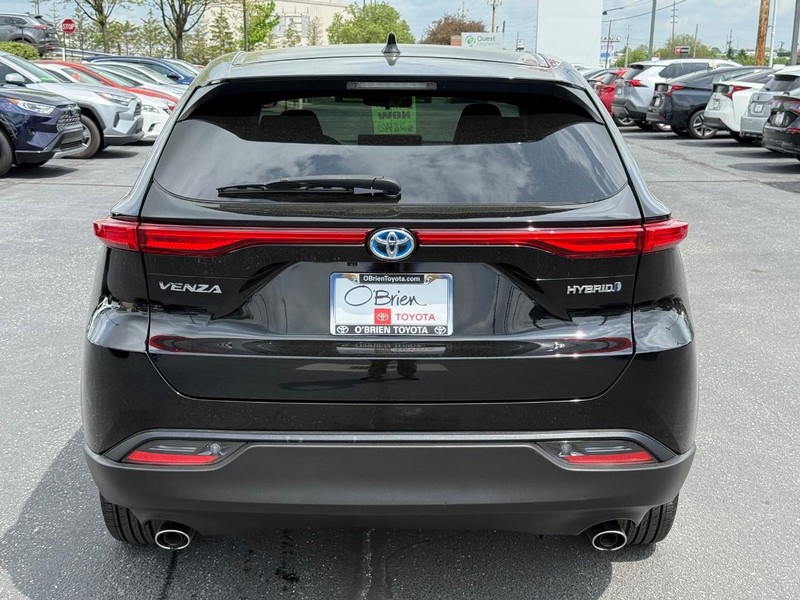 Toyota Venza Vehicle Image 04