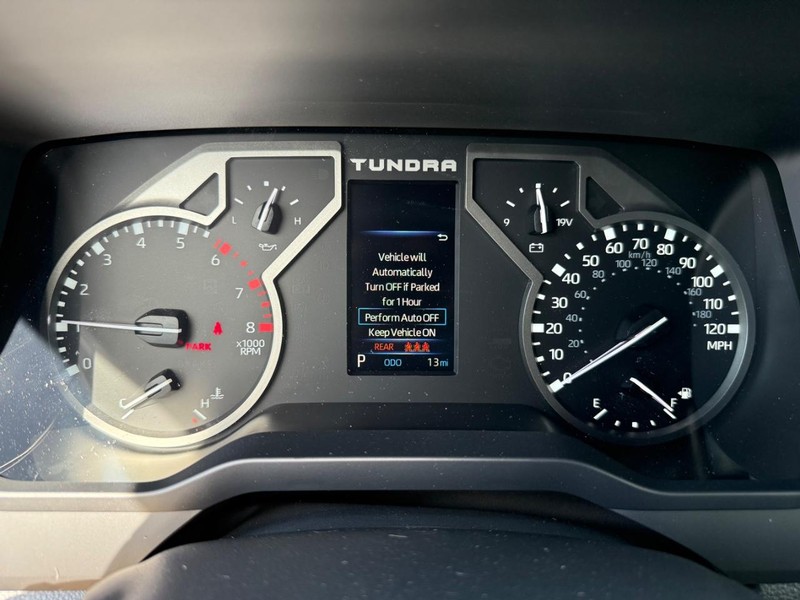 Toyota Tundra 4WD Vehicle Image 15