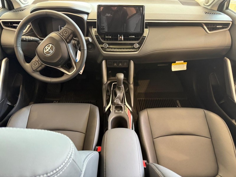 Toyota Corolla Cross Vehicle Image 07