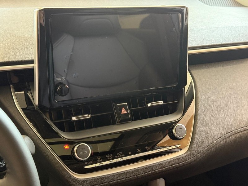 Toyota Corolla Cross Vehicle Image 12