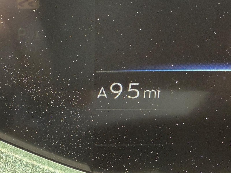 Toyota Prius Vehicle Image 18